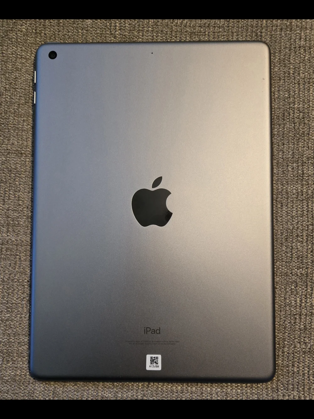 Apple I Pad (6th Generation)  Black & Gray